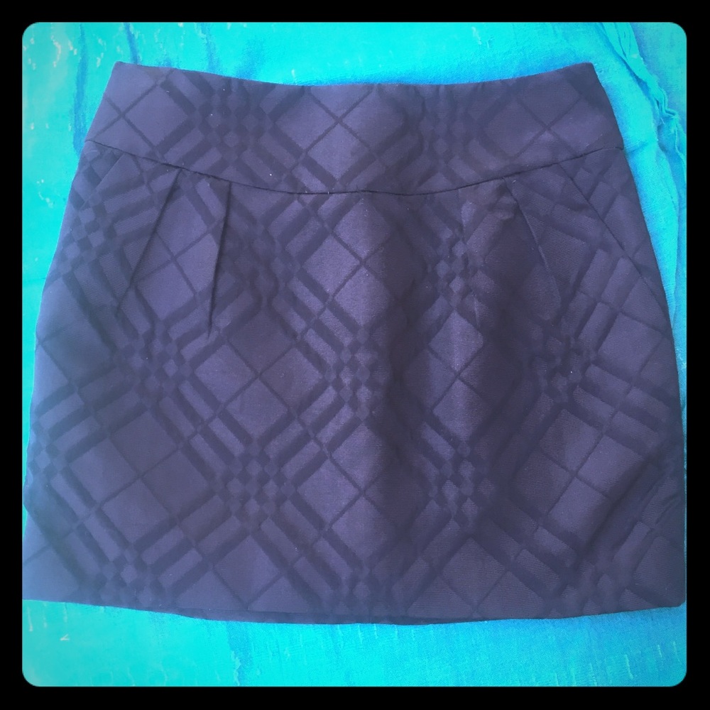 BCBG MAX AZRIA sz 0 black skirt